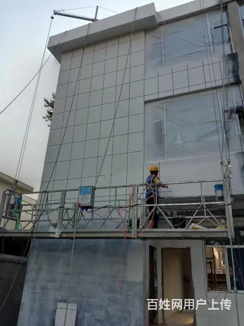内墙刮腻子，专业施工团队 - 图片 1