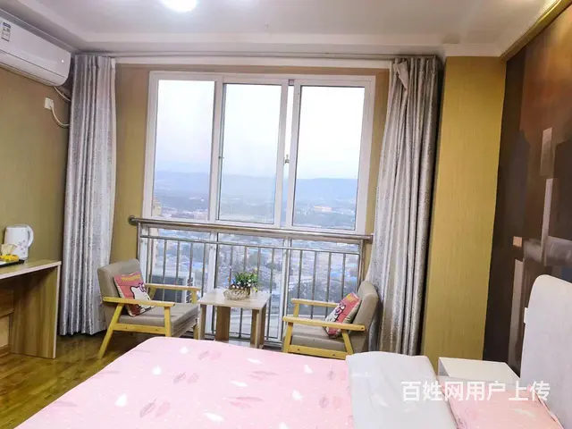 一室一厅精装小公寓，拎包入住，春暖花开，面向沋河。。 - 图片 6