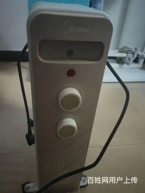 自用美的电暖气低价出售 - 图片 1