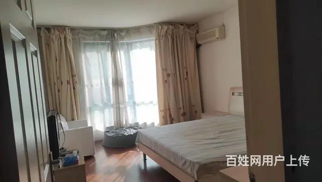 精装三房一卫！架空一楼！月租2500付一压一！长租可以谈 - 图片 2