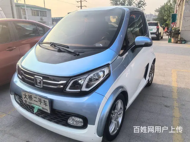 众泰E200 2016款 科技版 - 图片 1