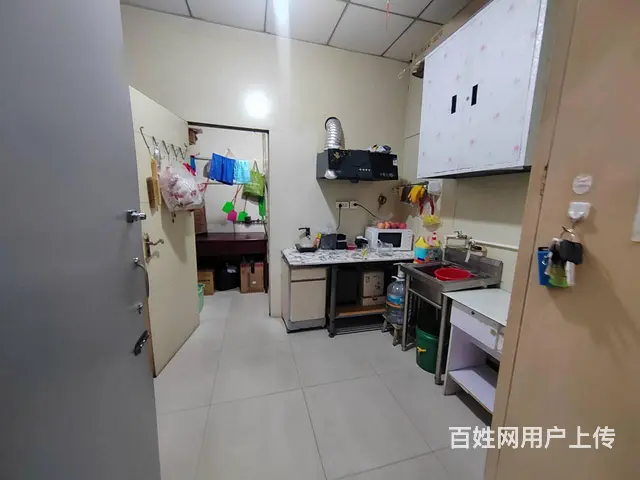 1001 纯一层鸭脖熟食店转让 人流大 价格低 - 图片 6