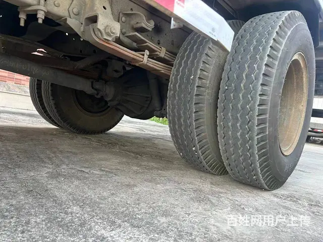 10年7月天皇五十铃单排双轮4米2车厢 - 图片 6