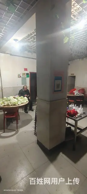车村镇正街餐饮旺铺低价转让。 ​ - 图片 1