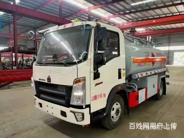 济宁单桥重汽豪沃5吨加油车多少钱哪里买 - 图片 3