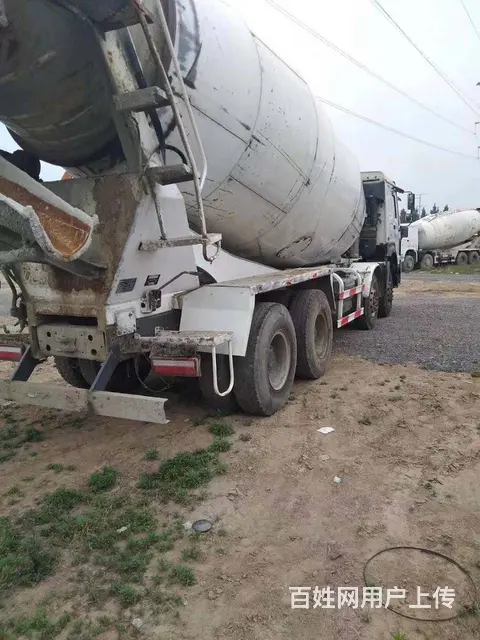 低价转让 豪沃二手搅拌车 大20方 380马力国四 - 图片 5