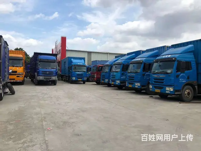 18年7月解放J6P 9米6前四后八厢式货车 - 图片 1