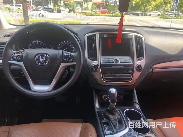 长安CS95 2018款 2.0T 手自一体 两驱荣耀版 - 图片 5