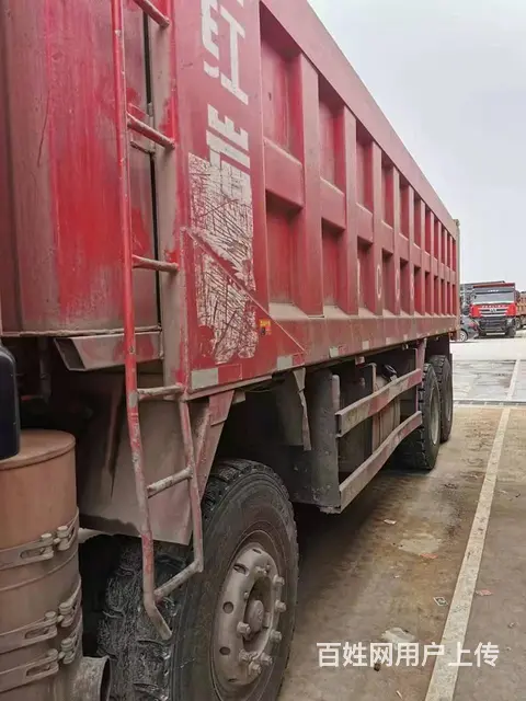 红岩杰狮 前四后八自卸车 520马力 8米货厢 - 图片 6