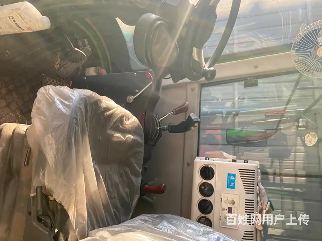 出售23年大益玉米收割机全时四驱，液压行走 - 图片 4