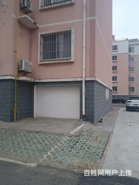 黄河十二路劳动小区地上车库出租 - 图片 2