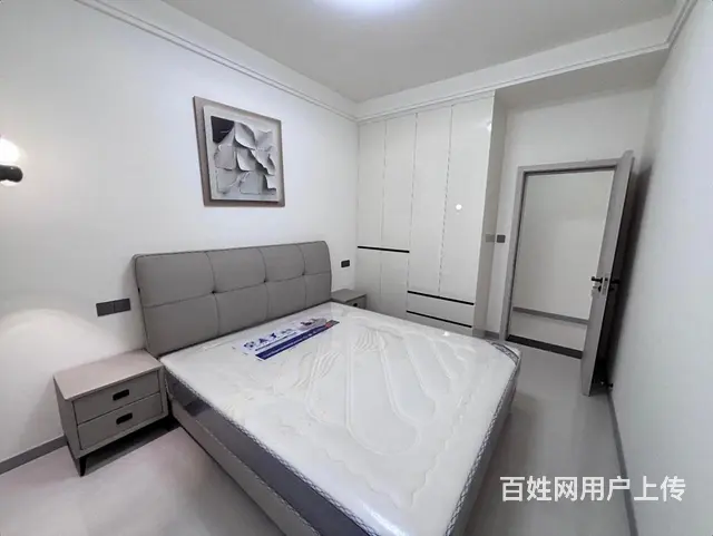 二十小附近 全新装修 峰景丽都四室双卫 手续齐全 可以首付 - 图片 8