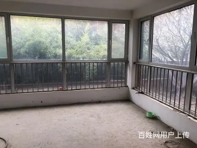 人民公园附近！102万180平，四楼带阁楼，带前后露台，新房 - 图片 5