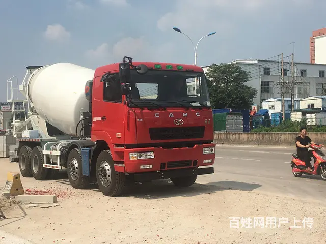 混凝土搅拌车司机 - 图片 3