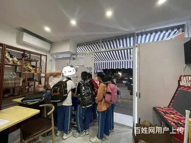 （51旺铺推荐）友谊路十字路口16平铺面出租（九小对面） - 图片 9