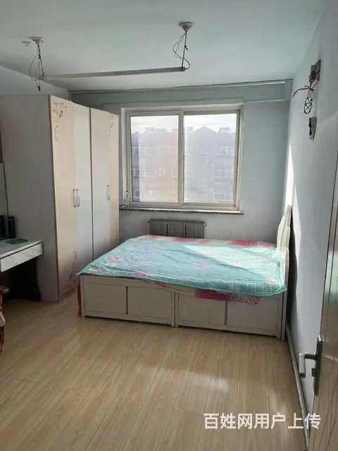 沈承路县木财，新华小学附近。6楼54平2室一厅.装修.冰箱， - 图片 2