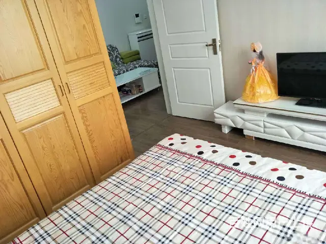 【高铁时代广场精装修婚房大两室 地暖湖景房】租房 - 图片 2