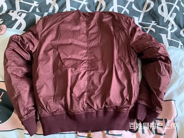 全新带吊牌Burberry巴宝莉双面穿菱格羽绒服 - 图片 4