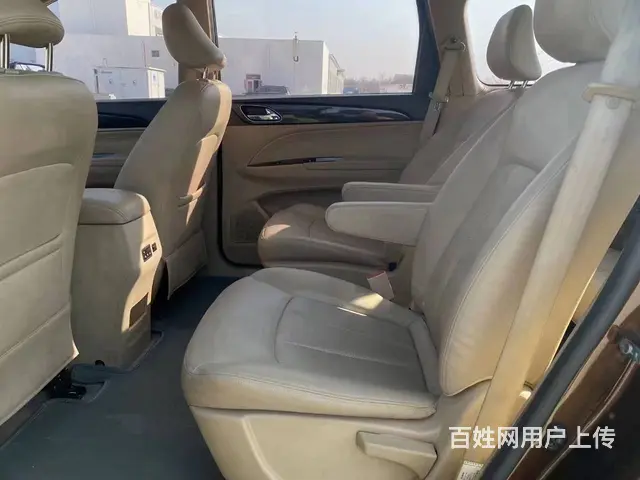 宝骏730 2014款 1.8 手动 舒适型7座 - 图片 5