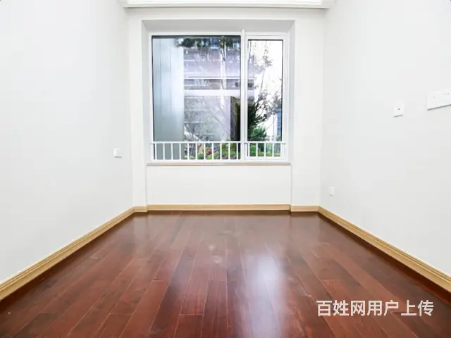 锦尚和品府 客厅东边对泳池 南边1300方大草坪 诚心卖 - 图片 7