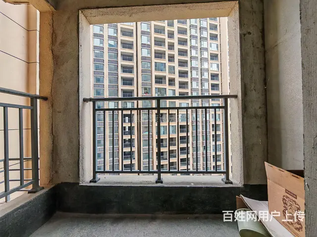 普济路 博大御景花园 电梯三房 好楼层 南北通透有证 - 图片 4