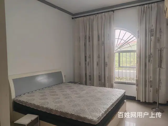 三房二厅出租 - 图片 1