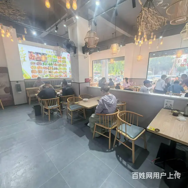 （51旺铺推荐）榆亚路200平餐饮店转让（网枝村旁） - 图片 5