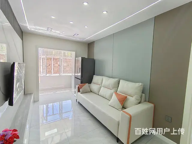 2楼  两室大客厅 地热 赠送家具家电 拎包入住 - 图片 1