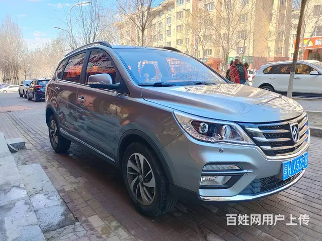 宝骏560 2017款 1.5T 双离合 尊享型5座 - 图片 3