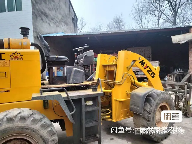 16年小30铲车 - 图片 1
