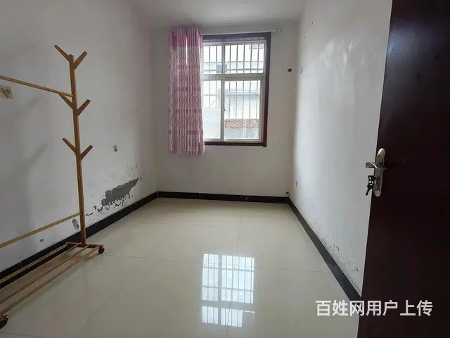 墙南碧海小区  一楼带小院  3室南北通透 出行方便 - 图片 8