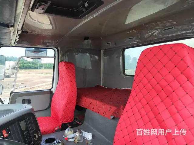 ​豪沃前四后八搅拌车 大16方380马力 国五排放 - 图片 8
