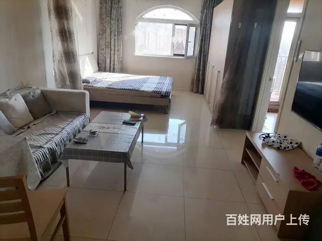香漫花都电梯1室年租包取暖物业 - 图片 1