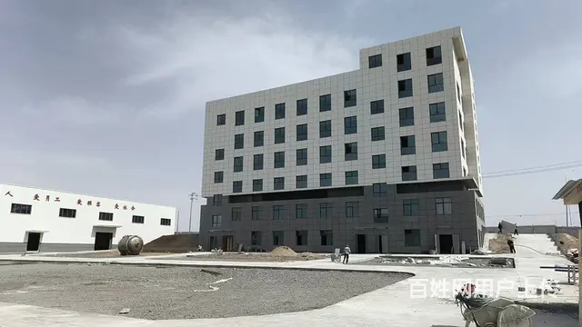 9077（铺联邦）榆中标准化厂库房出租 - 图片 1