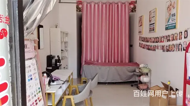 【同城搜铺网免费找店】荣邦家园西门35平美妆店转让【可空转】 - 图片 4