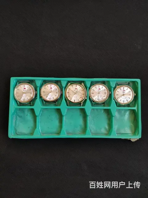 库存红旗机械手表，辽宁17钻，品相一流，没带过，正 - 图片 2
