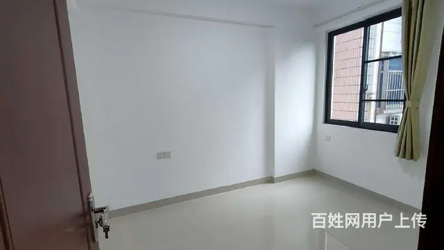 吉大 海湾花园 精装 全新吉房 首次出租 可配齐 - 图片 5