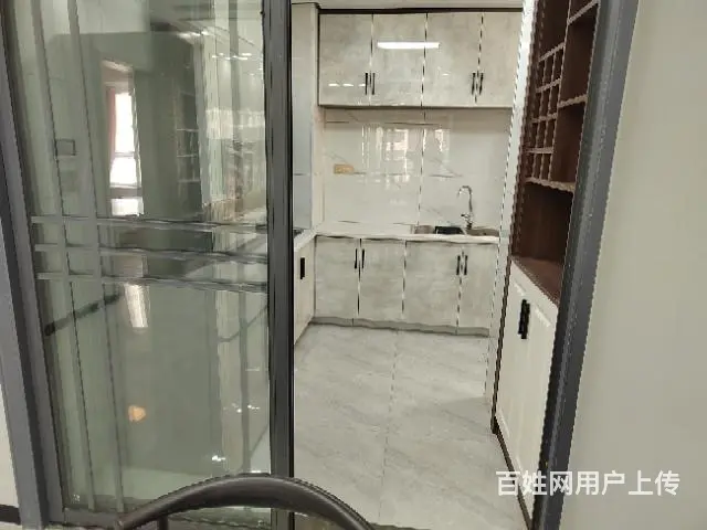 蓝光星星国际25楼三房两厅双卫 - 图片 3