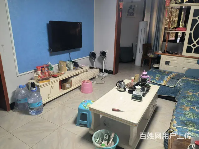 两室一厅一卫 - 图片 1