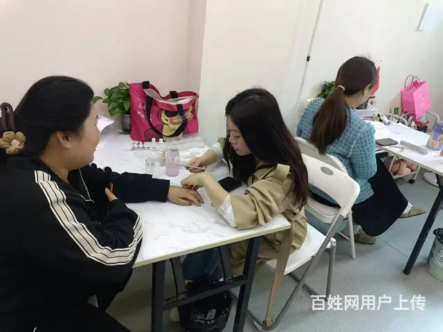 0基础学化妆/美甲/纹绣 - 图片 1
