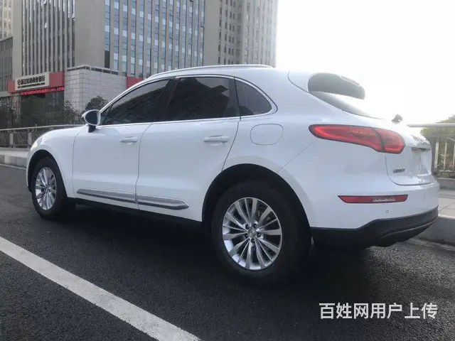 众泰SR9 2017款 2.0T 双离合 极致之心 - 图片 3