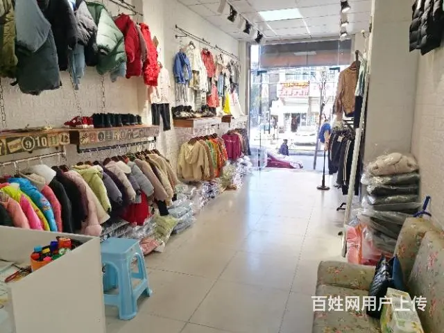 【都市时讯免费找店】世纪联华旁服装店转让 - 图片 6