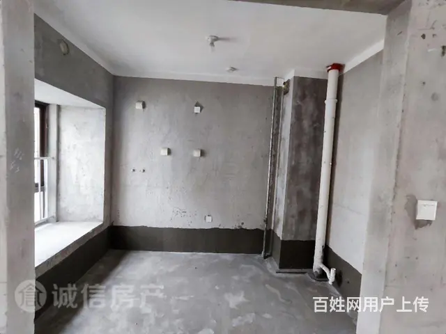 汴河小镇一期130平毛坯  三室满两年110万 - 图片 2