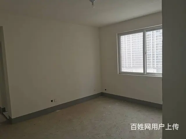凌波桥附近，龙跃小区，中间楼层，有电梯，南北通透。 - 图片 2