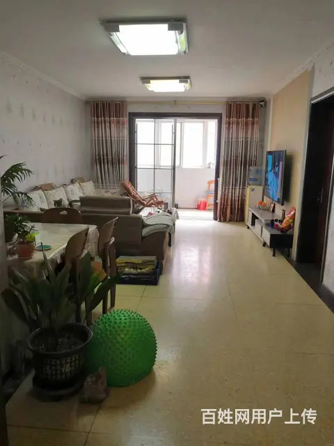 一楼带院有车位拎包入住 - 图片 1