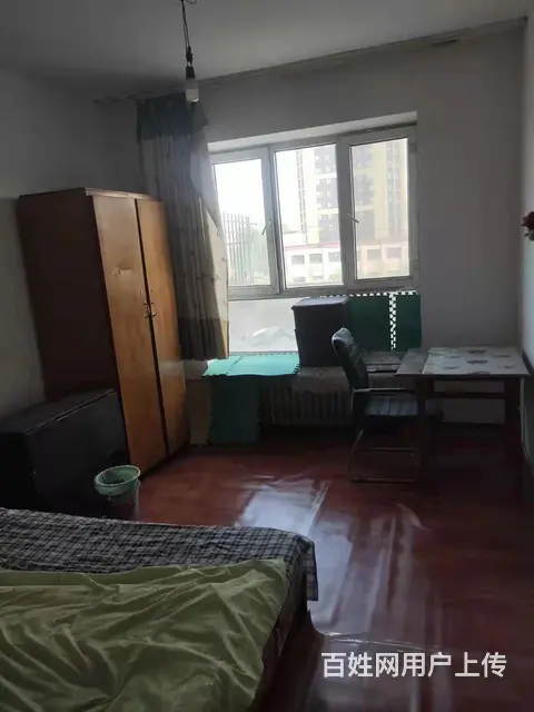 松北区银河小区房间出租，主卧550 - 图片 1