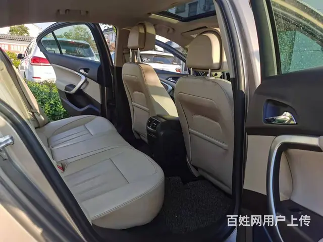 别克 君威 2010款 2.0T 手自一体 豪华运动版 - 图片 10