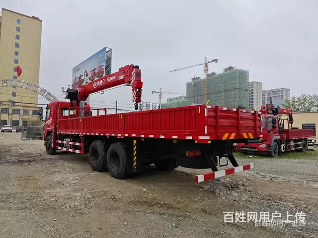 经典活动车型后八轮8.4米12吨随车吊 厂家直销保质保量 - 图片 2