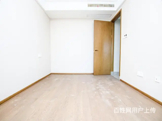 急降100万，139平方 700万，带一车位，价格还好商量的 - 图片 7