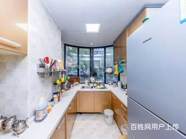 临江花园，新出两房，自住精装修，全明户型，楼层好 - 图片 1